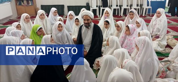 درخشش نیایش در جوکار؛ صدای ایمان از کلاس‌های درس برخاست