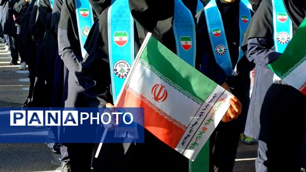 زنگ مهر با طنین مقاومت در دبیرستان دارالفنون 