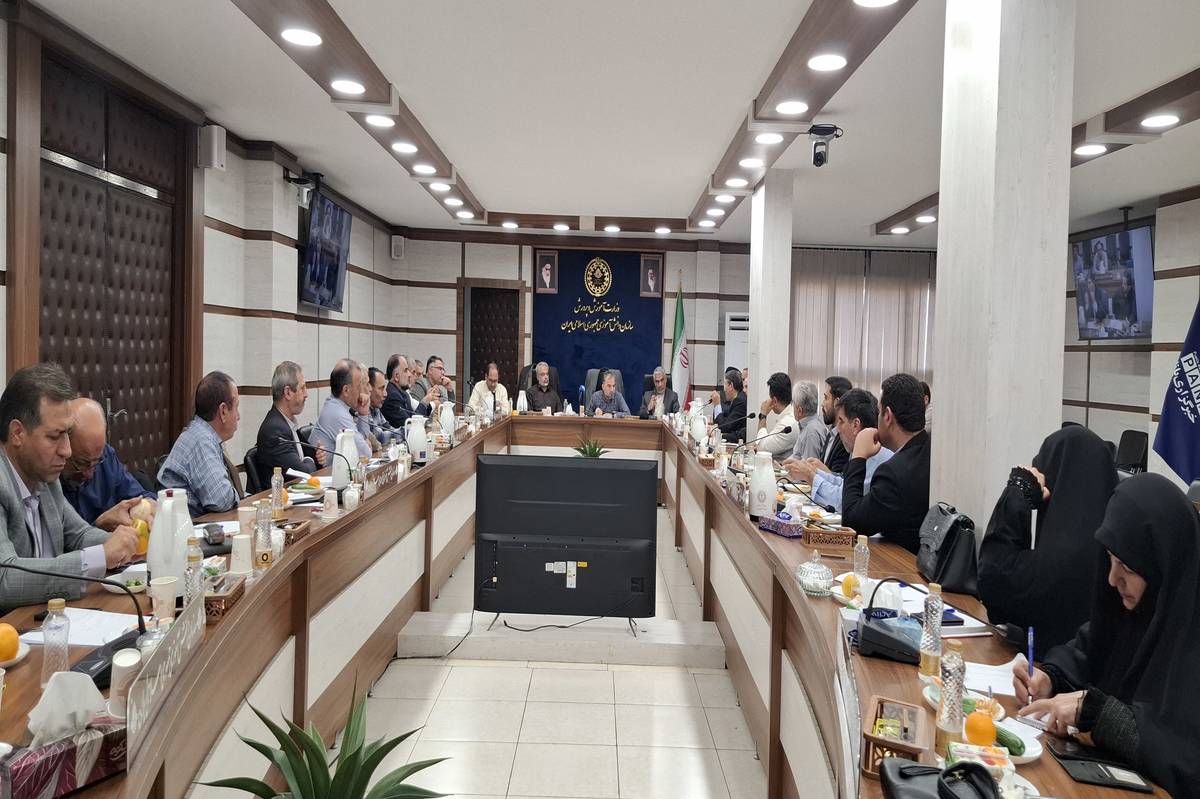 برگزاری جلسه هم‌اندیشی سرناظران پایش فعالیت‌های قرآن، عترت و نماز