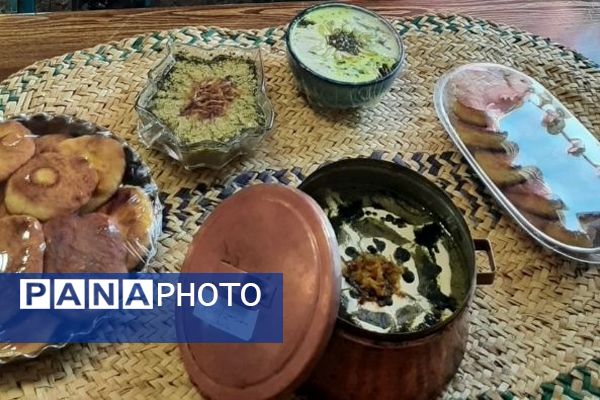 برگزاری نمایشگاه آداب و رسوم اقوام مختلف ایرانی به‌ مناسبت عید نوروز در آموزشگاه شهید نوروزعلی حسینی  