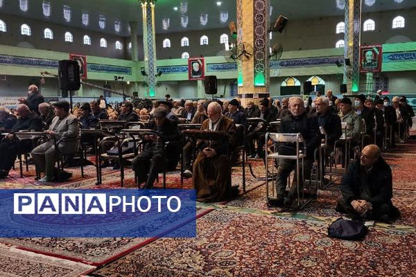 طنین انداز شدن اولین دعای ندبه در مصلی اسلامشهر