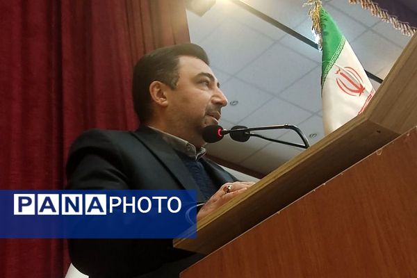 آیین تجلیل از ۷۰ رتبه برتر و ۱۸ مقام برتر یازدهمین جشنواره خوارزمی