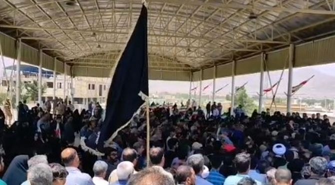 شهادت در راه وطن؛ تشییع باشکوه شهید عقیل محمدی در رضوانشهر

