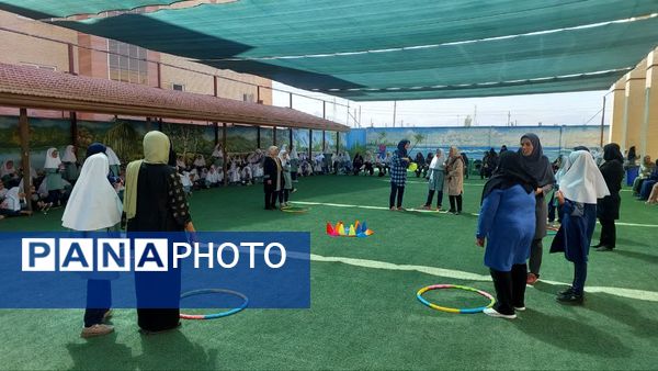 جشنی خاص در مدرسه شاهد نیک اندیشان یزد