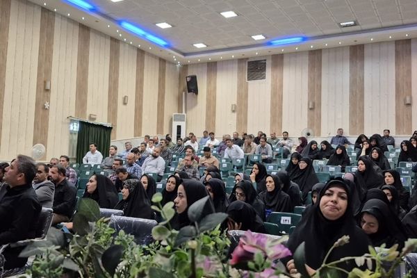 جلسه مدیران مدارس قطب شمال استان اصفهان
