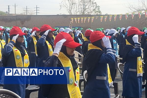 همایش یاوران انقلاب، پیشتازان مقاومت در ناحیه ۳ شیراز 