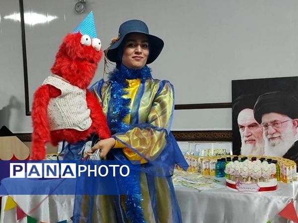 آیین جشن شکوفهها در دبستان شاهد شهید بهنام محمدی ناحیه 2 کرج