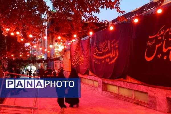 غرفه‌های فرهنگی در مراسم عزای حسینی درمشهدمقدس