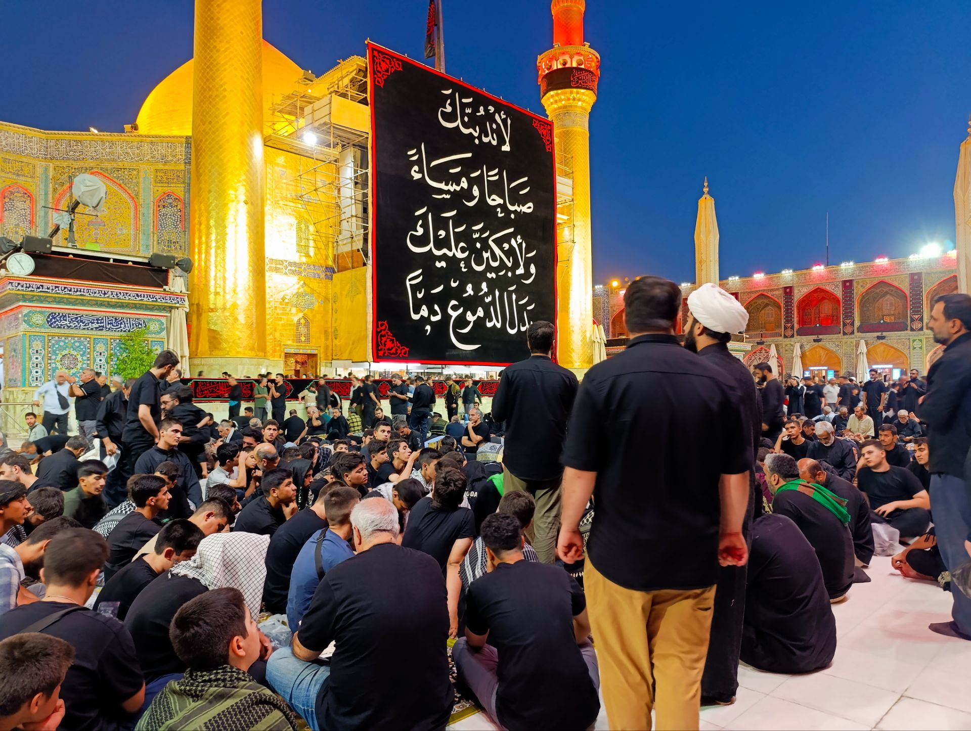 مراسم وداع کاروان فرستادگان امام رضا علیه السلام در نجف