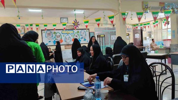 مرحله دوم انتخابات ریاست‌جمهوری با حضور مردم غیور مشهد 