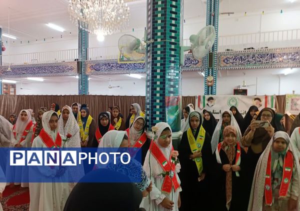 مراسم شب شعر ایرانمهر در اعتکاف دانش‌آموزی مسجد شیخداد یزد 