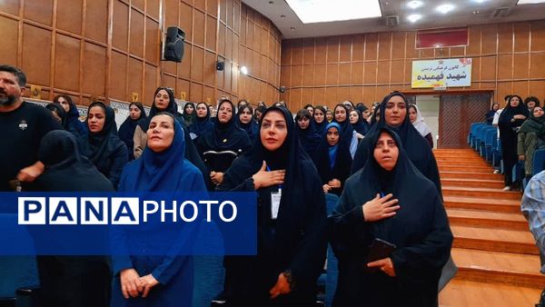 برگزاری اختتامیه جشنواره نوجوان سالم و یاریگران زندگی در کانون شهید فهمیده کرج