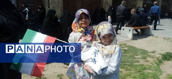 مردم غیور اصفهان در راهپیمایی روز قدس جنایات رژیم غاصب صهیونیستی را محکوم کردند