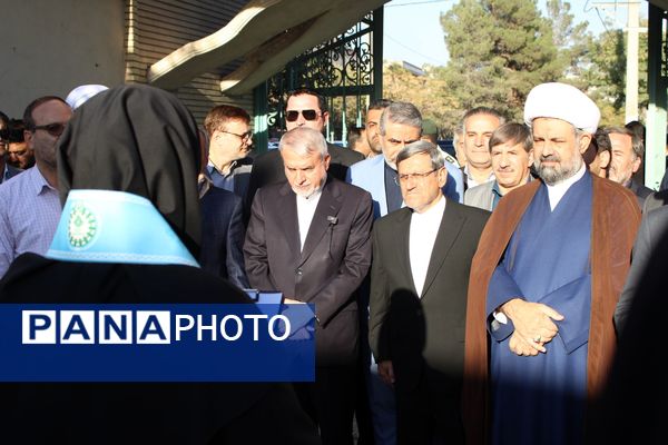 آغاز سفر وزیر میراثفرهنگی کشور به رباطکریم از امامزاده عمادالدین(ع)