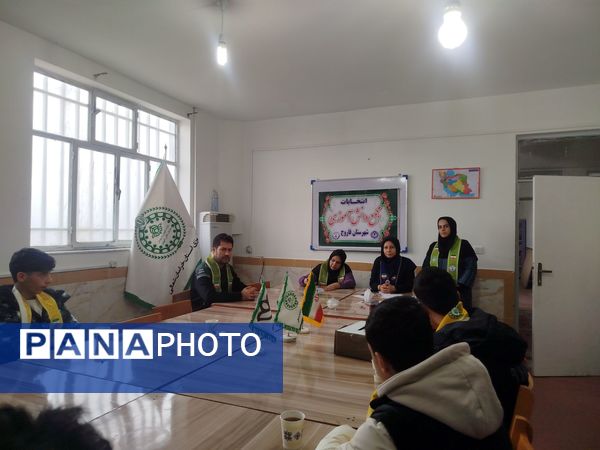 انتخابات شورای دانش‌آموزی در شهرستان فاروج 