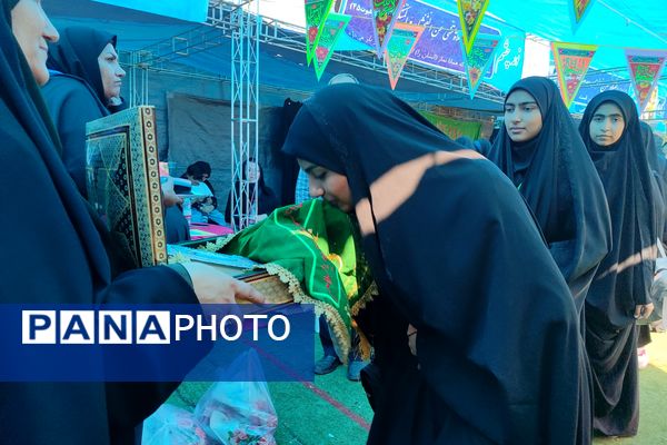 مرحله استانی چهل و دومین مسابقات قرآن عترت ونماز دختر فارس