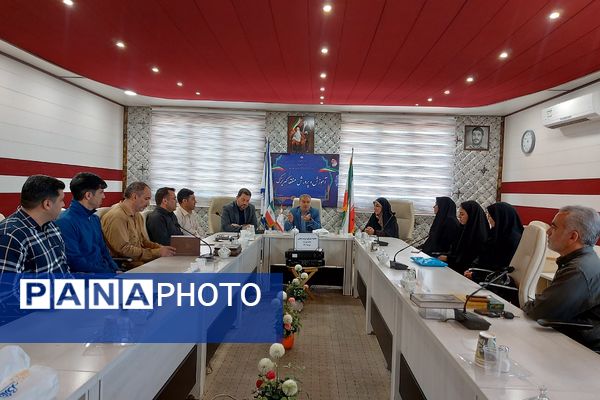 برگزاری جلسه شورای تربیت بدنی در اداره آموزش و پرورش کهریزک 