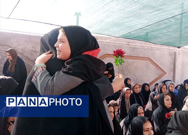 گرامیداشت روز مادر، روایت مهربانی بی پایان