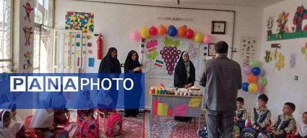 جشن غنچه‌ها در اشترینان