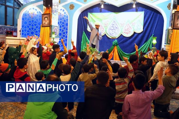 جشن میلاد امام حسین (ع) در امامزاده سید عباس بن موسی در بجنورد