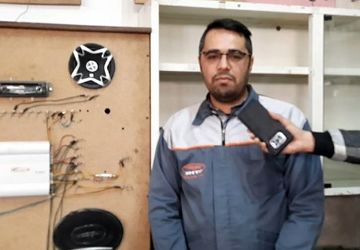 فراگیری مباحث رشته مکانیک خودرو منبع تأمین درآمد برای هنرجویان است
