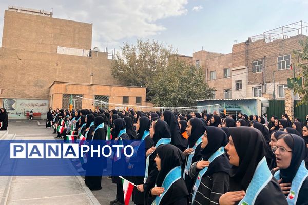 همایش تشکیلاتی "وطن یار" در دبیرستان ایثار