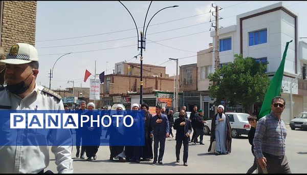 برپایی موکب دانش‌آموزی در روز اربعین حسینی در فاروج