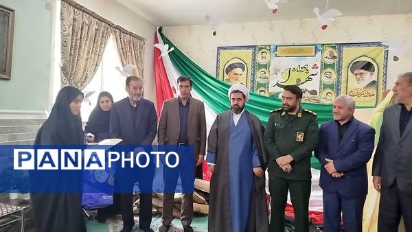 یادواره شهدای دبستان شاهد بنت‌الحسین تبریز با عطر فاطمی