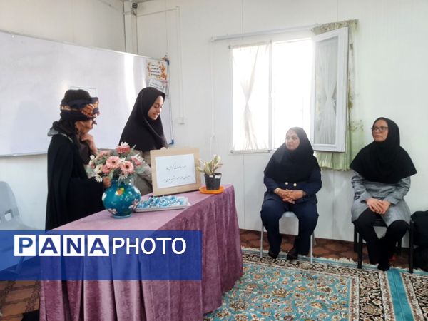 مراسم ویژه دهه ریاضیات در مدرسه شهید محمدی‌پور خلیل‌آباد