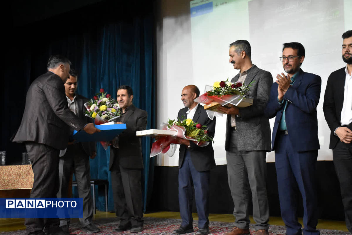 تجلیل از پیشکسوتان عرصه آزمایشگاه در یزد