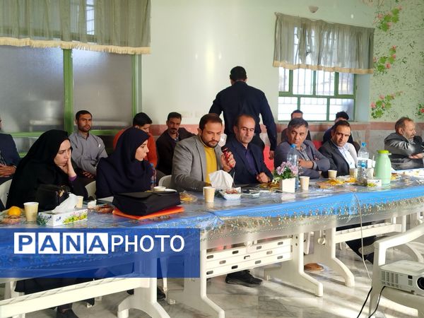 بازدید اداره‌کل آموزش و پرورش خراسان از بخش‌های مختلف آموزش و پرورش شهرستان فاروج 