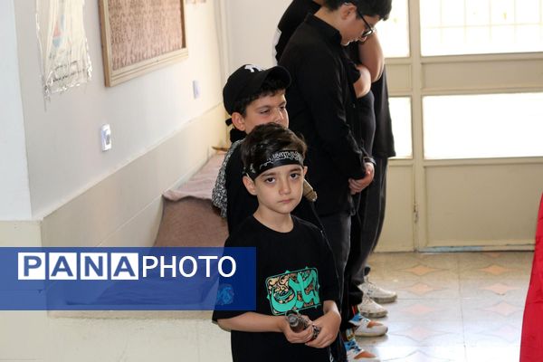 همایش احلی‌من‌العسل در شهرستان فیروزکوه 
