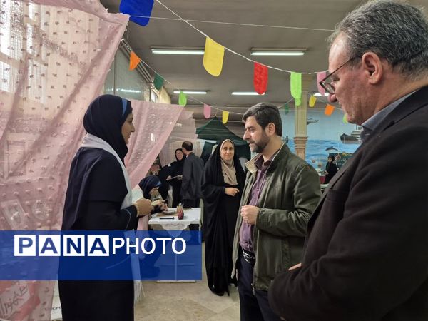 هفته ماها، فرصتی برای درخشش استعدادهای هنری دانش‌آموزان دبیرستان شهید همت