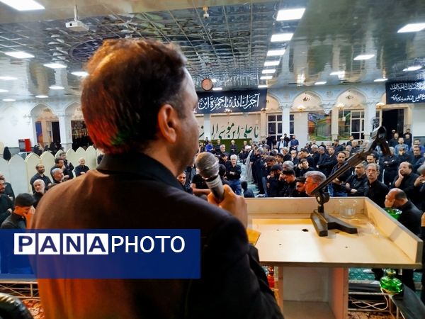 اجتماع عزاداران در جوار امامزاده سید حمزه کاشمر به مناسبت شام غریبان