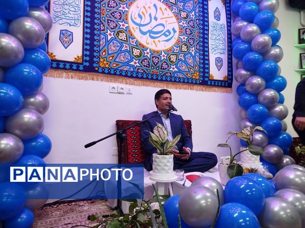 اختتامیه محفل انس با قرآن کریم انجمن قرآنی و هیئت محبان المهدی شهرستان کاشمر 