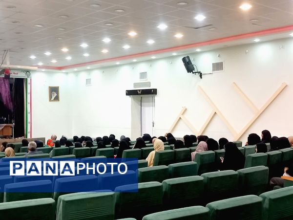 همایش نردبان موفقیت در کاشمر 