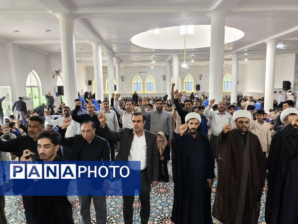 حضور پرشور نسل آینده انقلاب در راهپیمایی ۱۳ آبان سندرک