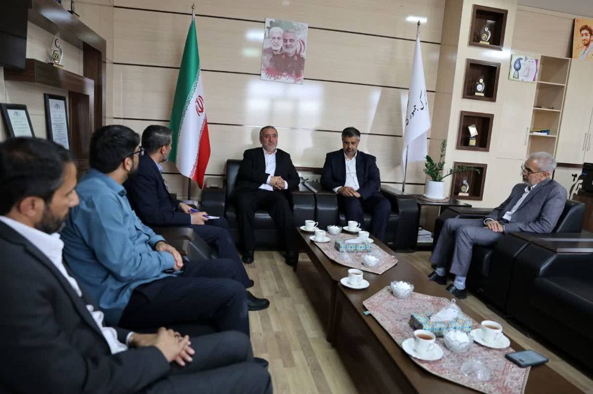 مرز ماهیرود ظرفیت تبدیل شدن به برند صادراتی شرق کشور را دارد