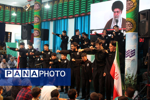 حضور نوجوانان در سی و پنجمین یادواره شهدای روستای فردوی قم