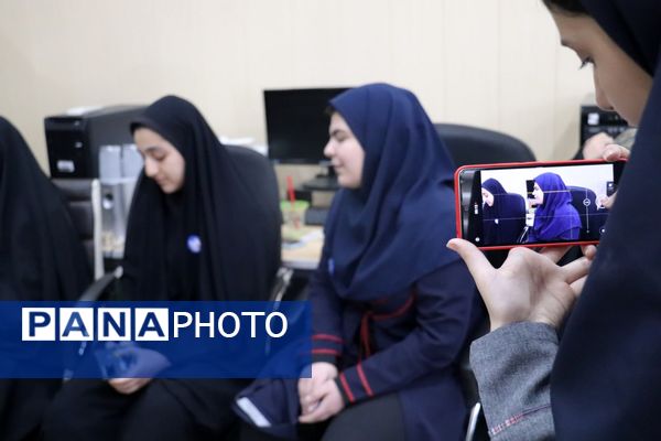 حضور مدیرکل فرهنگ و ارشاد اسلامی آذربایجان شرقی در دفتر خبرگزاری پانا استان به‌مناسبت روز خبرنگار