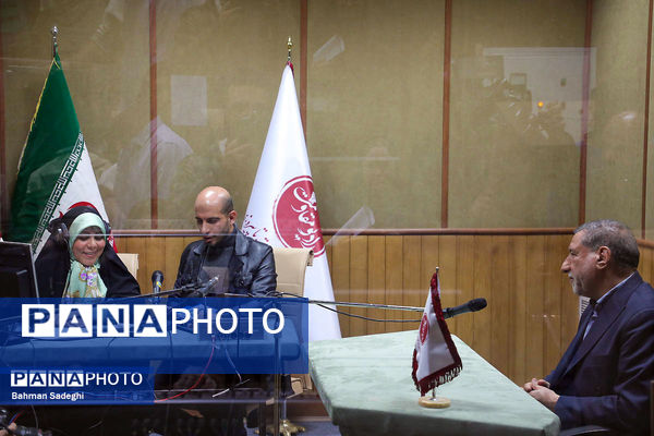 افتتاحیه رادیو مقاومت