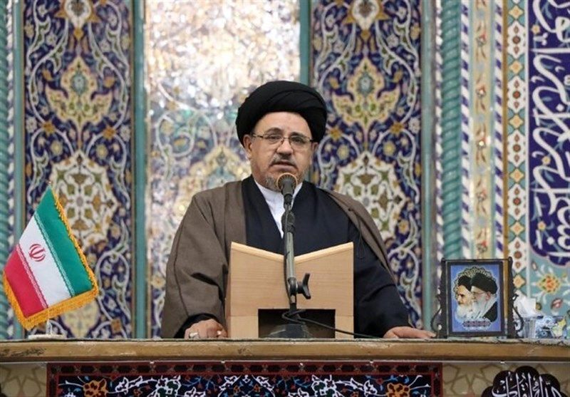 هوشیاری و تقوا، کلید مقابله با تهدیدات دشمنان