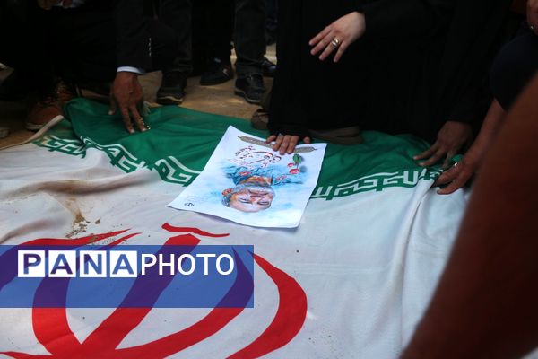 خاکسپاری پیکر پاک  سردار سرافراز اسلام شهید محمد کاظمی و شهدای جنگ تحمیلی در مشهد
