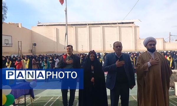برگزاری بهار همدلی شکوه مهربانی جشن نیکوکاری در دبیرستان عفت