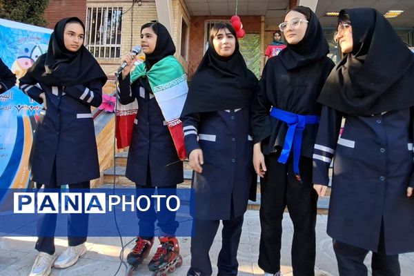 برگزاری انتخابات انجمن‌های ورزشی در دبیرستان زینبیه۲ شهریار
