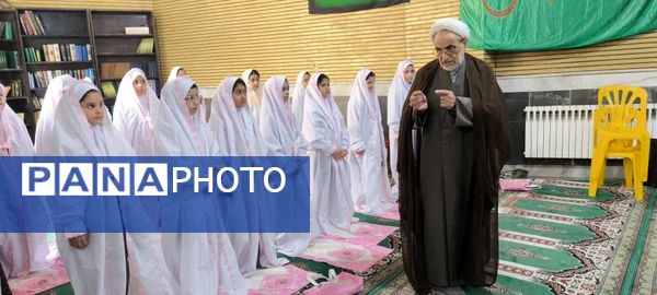 جشن بندگی دانش‌آموزان دبستان ارمغان هستی ناحیه 3 کرج 