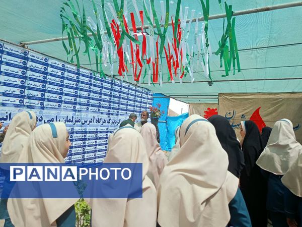 بازدید دانش آموزان دبستان سمیه از کنگره ملی شهید مدرس