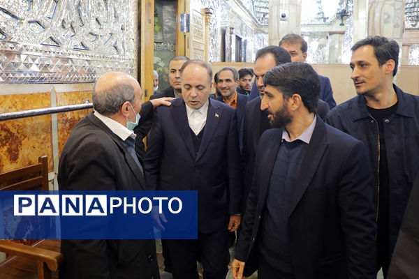 تشرف وزیر جهاد کشاورزی به زیارت حرم حضرت معصومه(س)