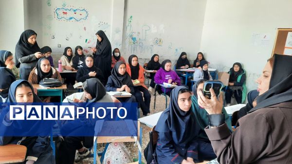 طرح «یکشنبه‌های مهارتی» در دبیرستان گلچین تلخسرو یاسوج