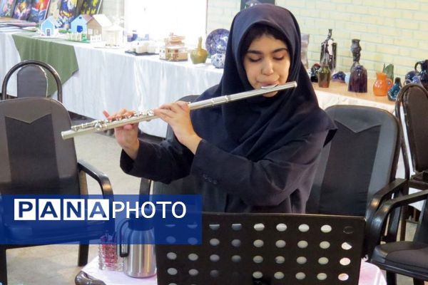 افتتاحیه هفته ماها و جشنواره فرهنگی هنری امید فردا